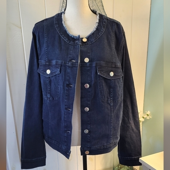 7 For All Mankind Jen7 Frayed Collar Denim Jacket - Picture 1 of 15